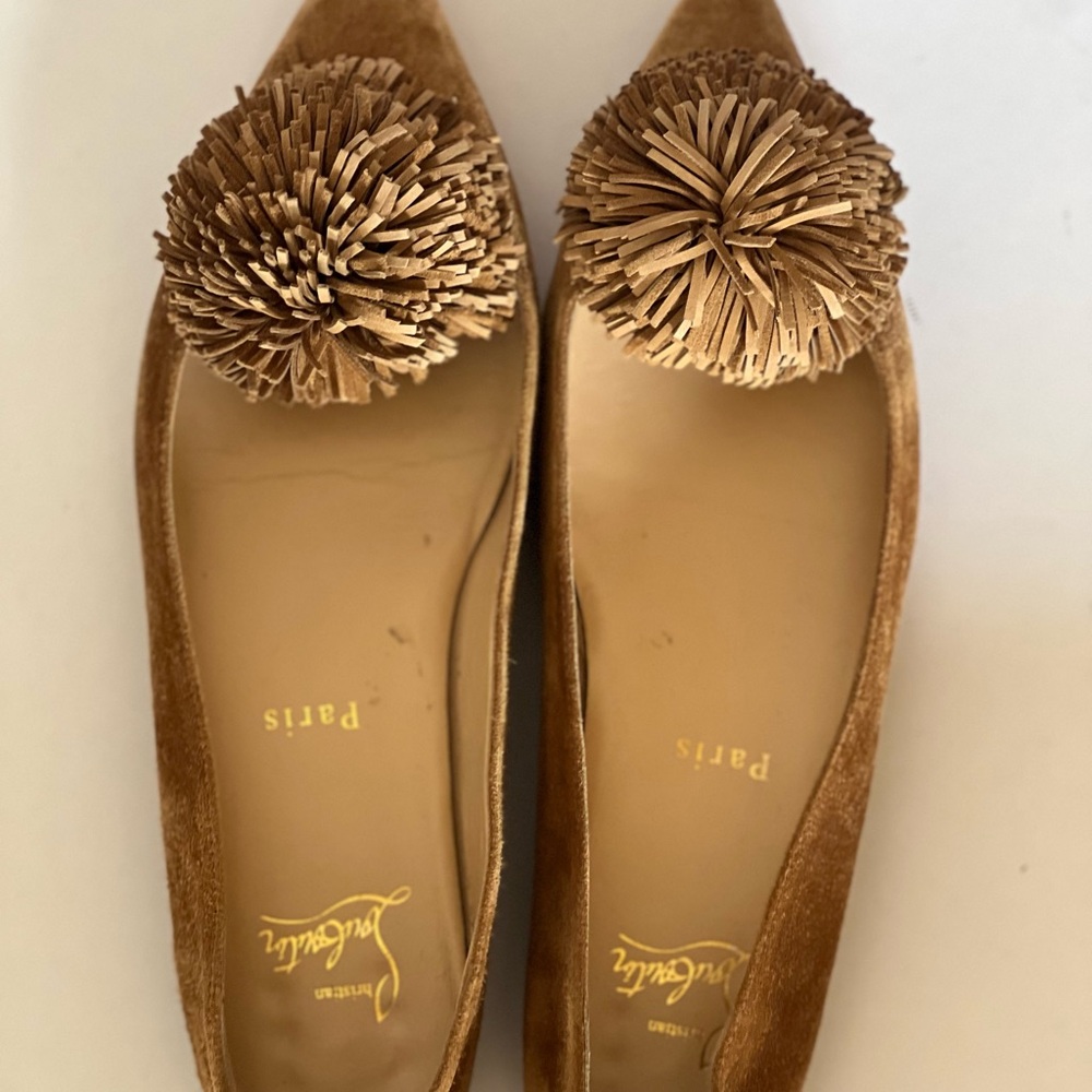 Christian Louboutin flat size 7 (37.5 europeen size)